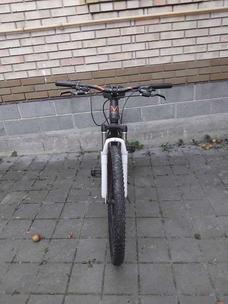 Купити Maxx Pro M 400 / рама 19" черный Б/У