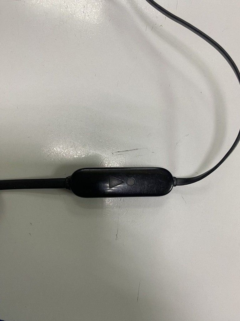 Оголошення Jbl tune 125bt Б/У