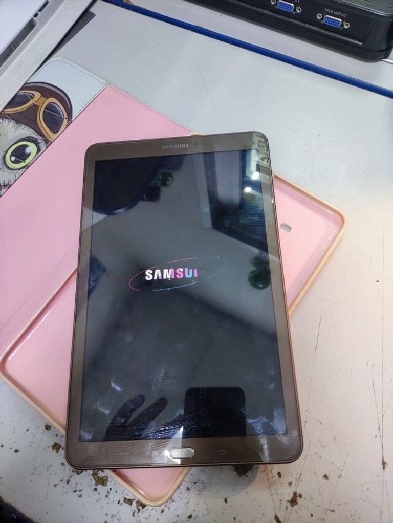 Оголошення Samsung galaxy tab e 9.6 8gb 3g Б/У