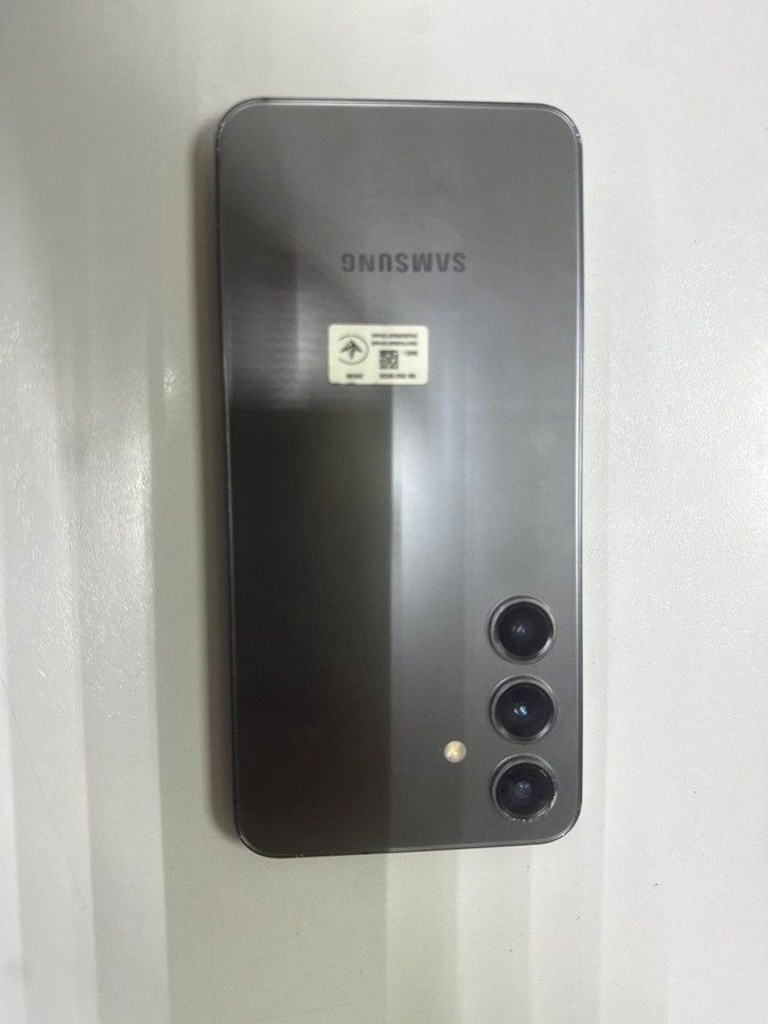 Дешиво Samsung galaxy s24 8/256gb с ломбарда