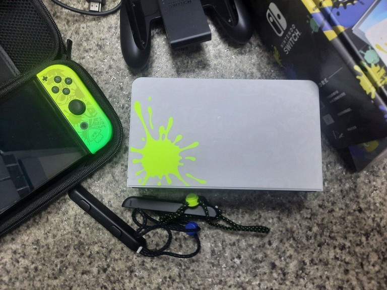 Дешево Nintendo switch oled з ломбарду