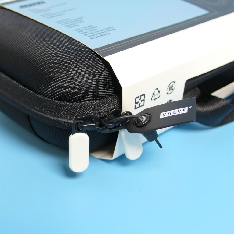 Дешево Ігрова приставка Valve Steam Deck OLED 512GB (V004498-10) Нова. з ломбарду