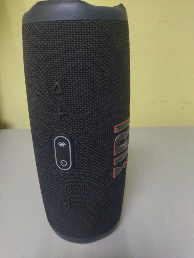 Купити Jbl charge 5 Б/У
