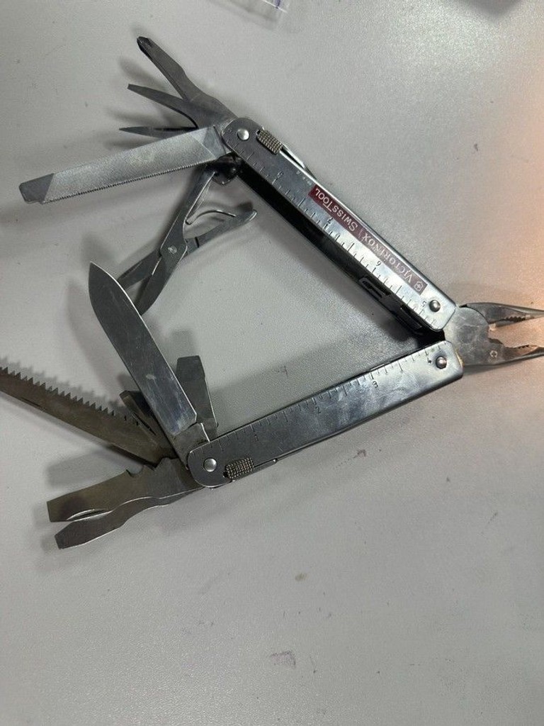 Оголошення Victorinox swisstool Б/У