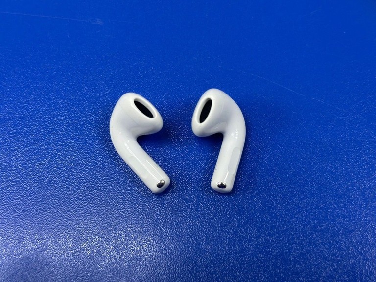 Apple airpods 4 with active noise cancellation Код:01-201123720. Зображення 7