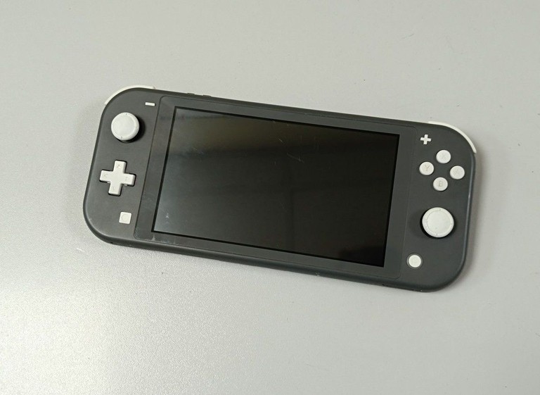 Дешево Nintendo switch lite з ломбарду