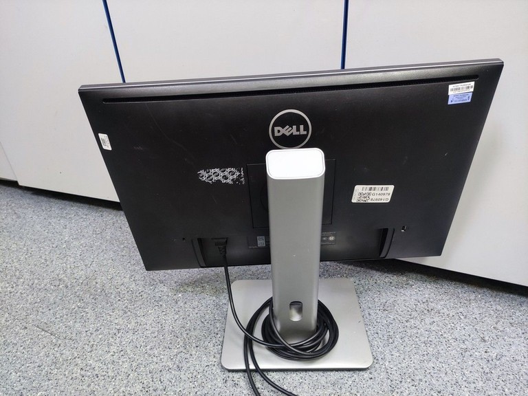 Дешиво Dell u2415b с ломбарда