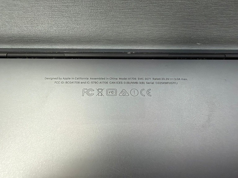 Apple macbook pro a1706 13,3" core i5 2,9ghz/ram8gb/ssd256gb/intel iris graphics 550 Код:01-201181555. Изображение 6