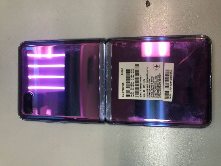 Samsung galaxy z flip sm-f700f/ds Код:01-18486763. Изображение 7