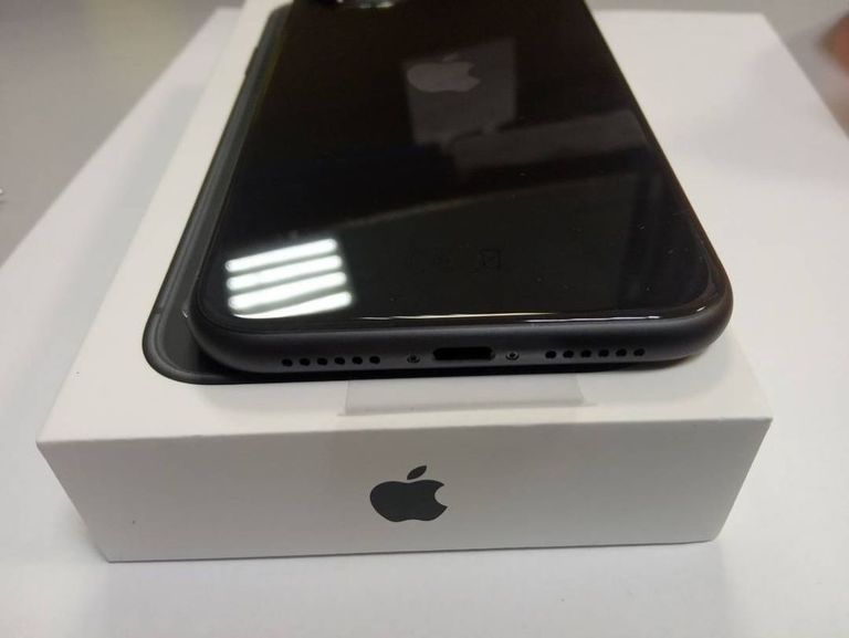 Дешево Apple iphone 11 64gb з ломбарду