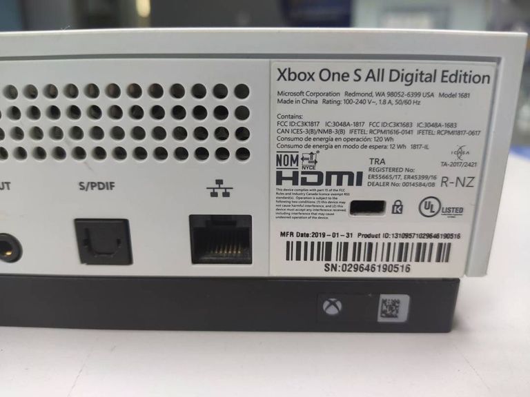 Дешиво Xbox360 one s 1000gb с ломбарда