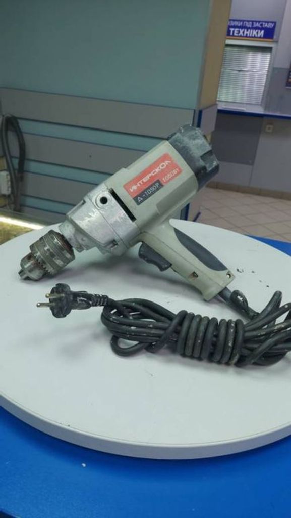 Купити Интерскол д-1050р Б/У