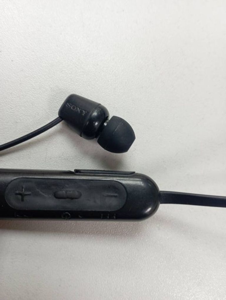 Дешиво Sony wi-c200 с ломбарда