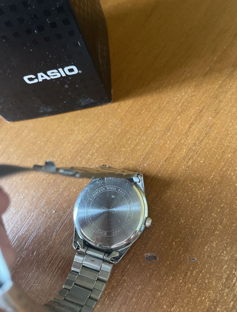 Дешиво Casio mtp-v004d-1b4 с ломбарда