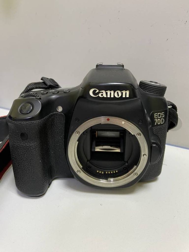 Купити Canon EOS 70D body Б/У