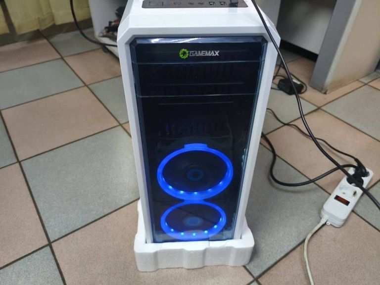 Купить Пк intel xeon e3-1240 v3/ram 16 gb/hdd 1000 gb/ssd 128 gb/nvidia gtx 1080 (geforce) 8gb gddr5x 256bit Б/У