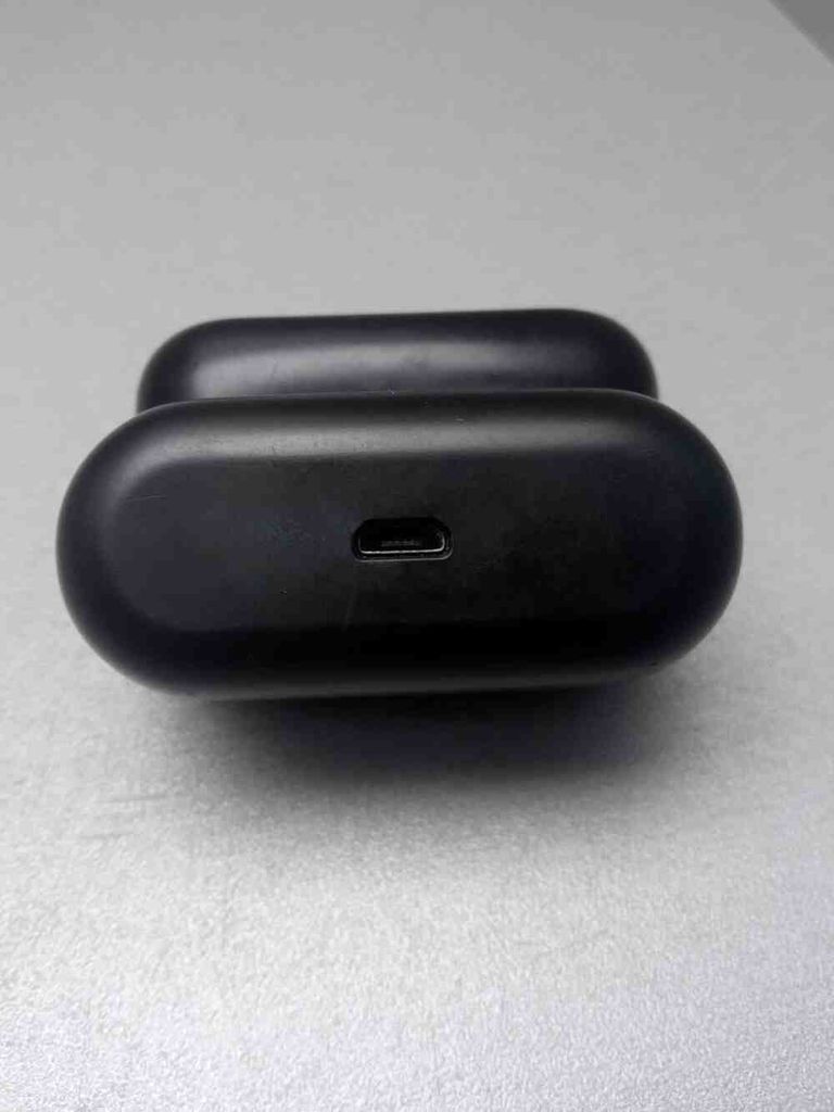 Дешиво Plantronics BackBeat Pro 5100 Black (213565-99) с ломбарда