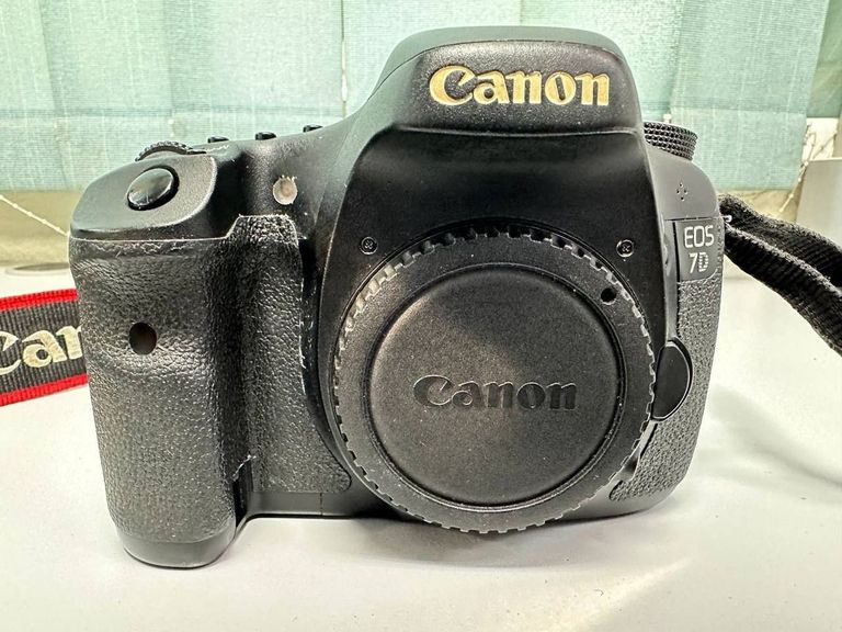 Купить Canon eos 7d Б/У