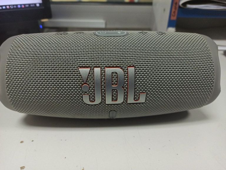 Купити Jbl charge 5 Б/У