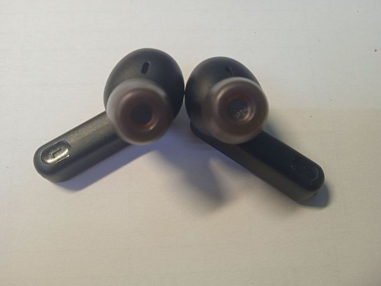 Розпродаж Jbl tune 230 nc tws black, продавець Техноскарб