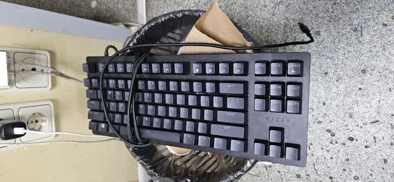 Купити Razer huntsman tournament edition Б/У