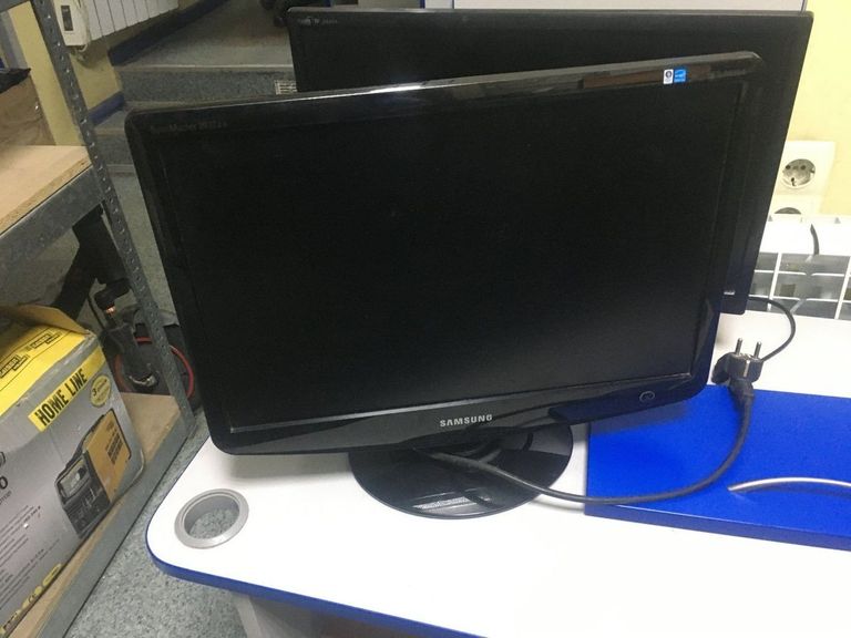 Купить Samsung 2032bw Б/У