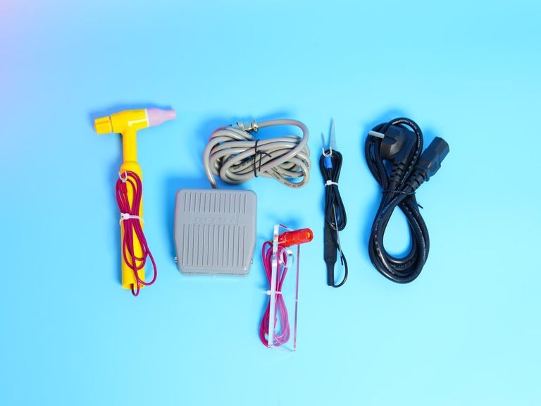 Дешево China HJ-10-A. 600 Вт, 100 А з ломбарду