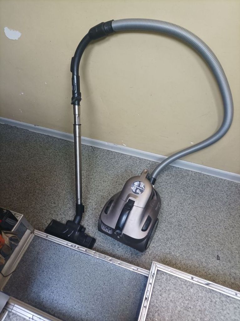 Купити Rowenta RO 3786EA Б/У