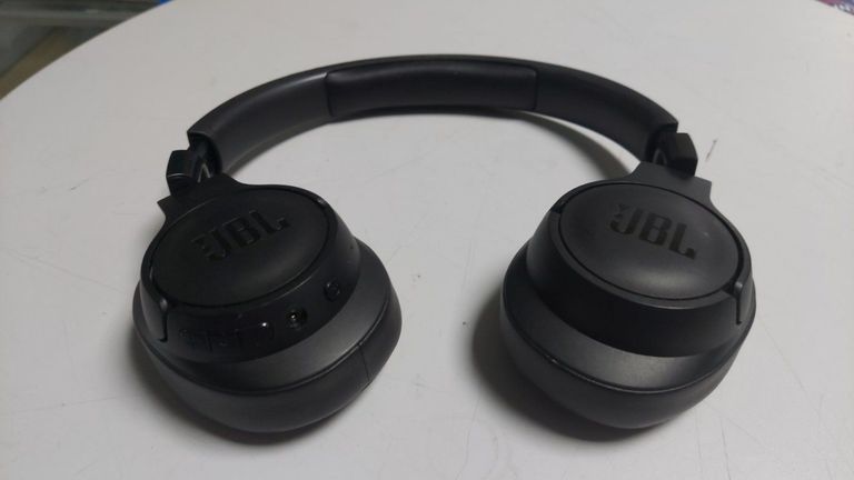 Купить Jbl tune 710 bt Б/У
