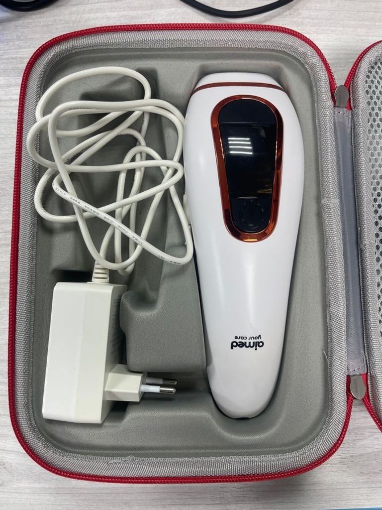 Купити Aimed Silk Skin PRO Ice Cooling IPL Intensed Pulse Light White (AI-SilkProWh) Б/У