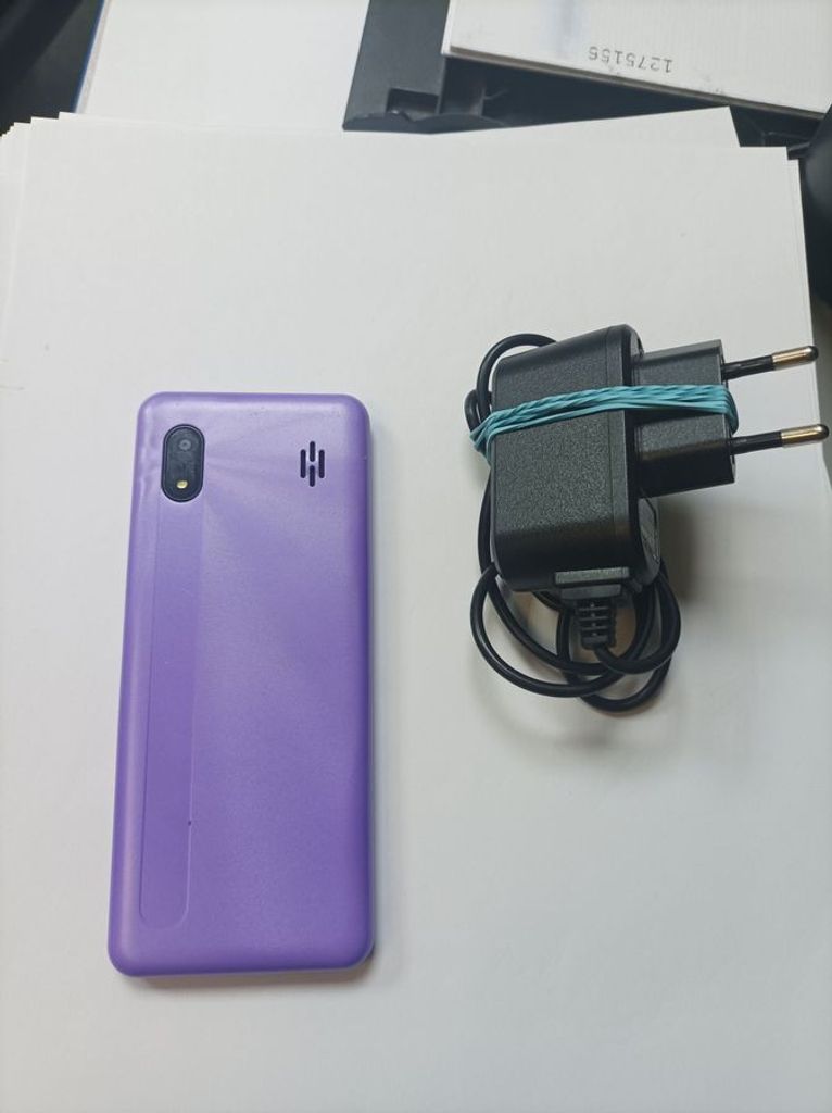 Дешево Nomi i2840 з ломбарду