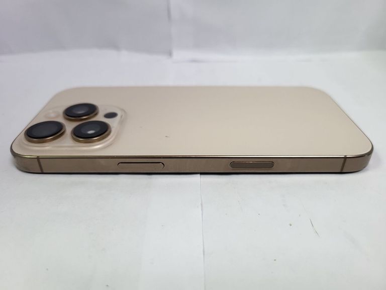 Розпродаж Apple iphone 16 pro 128gb, продавець Техноскарб