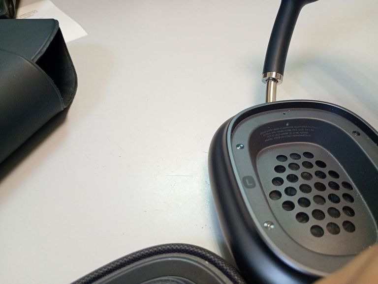 Дешево Apple airpods max з ломбарду