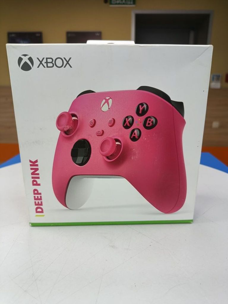 Дешево Microsoft xbox series x s wireless controller з ломбарду