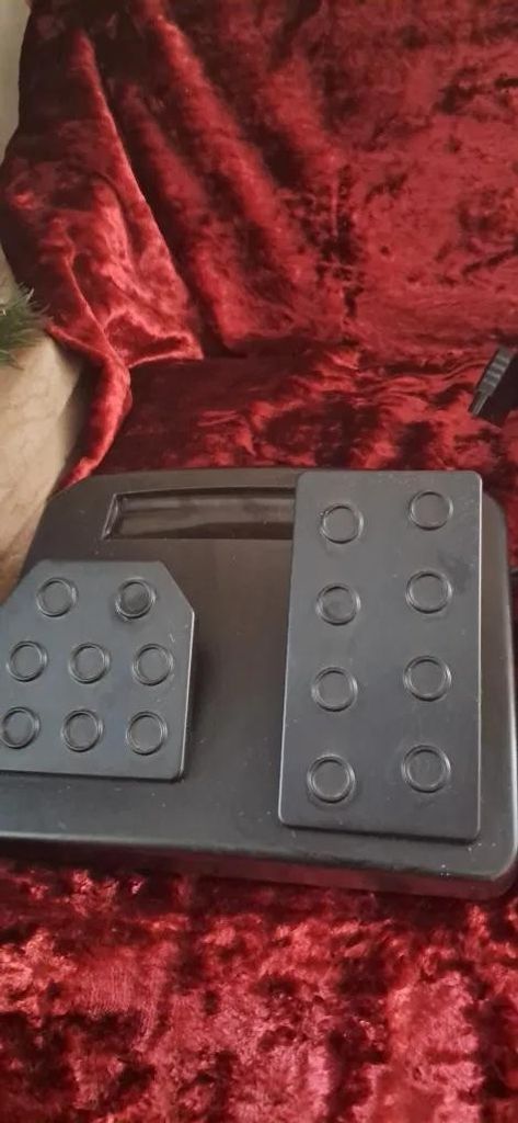 Дешево Media-tech з ломбарду