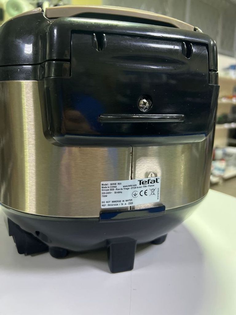 Дешиво Tefal RK321A34 с ломбарда
