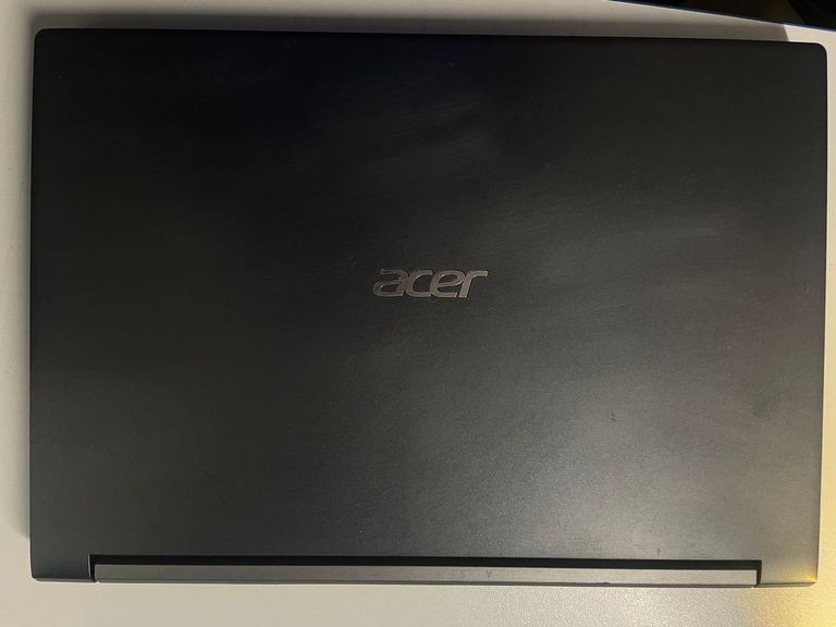 Купити Acer 15/core i5-10300h ddr4/16gb ddr4/hdd *відсутній/ssd 512 gb/geforce gtx1650 4gb Б/У