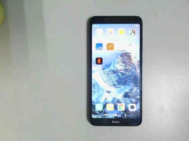 Купити Xiaomi Redmi 7a 2/32GB Black Б/У