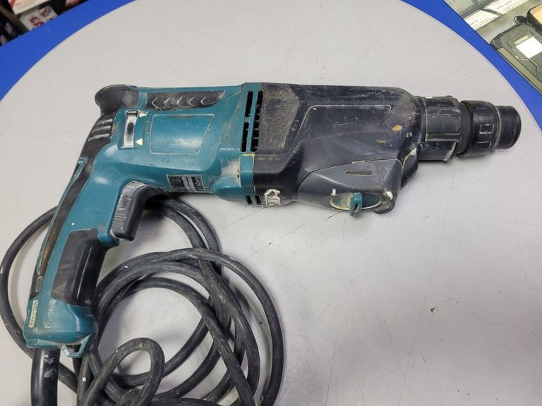 Оголошення Makita HR2610 Б/У