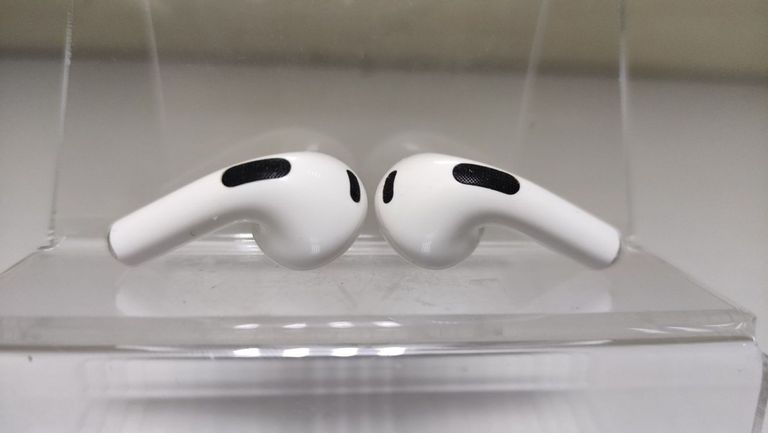 Apple airpods 3rd generation Код:01-200881287. Зображення 5