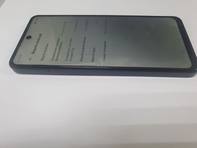 Дешиво Zte Nubia V60 Design 6/256GB Purple с ломбарда