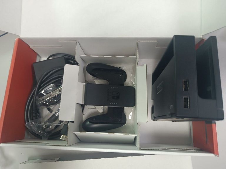 Дешиво Nintendo switch с ломбарда