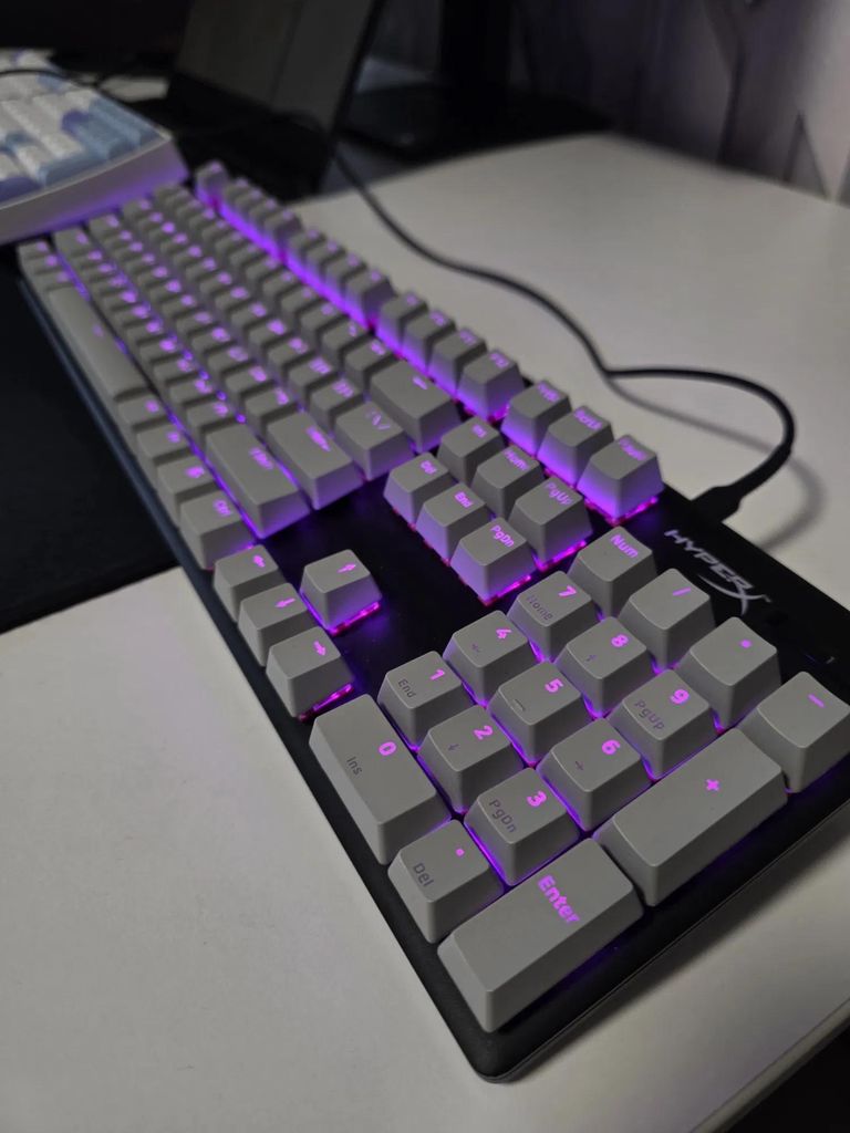 Купити Hyperx alloy origins hx-kb6rdx-ru Б/У