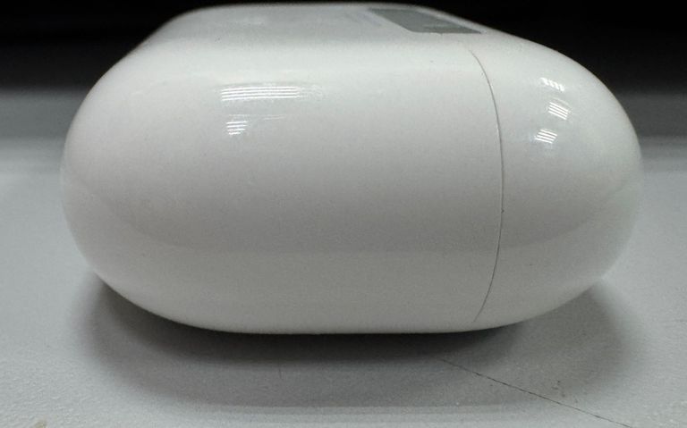 Apple airpods pro 2nd generation with magsafe charging case usb-c Код:01-200890609. Изображение 8