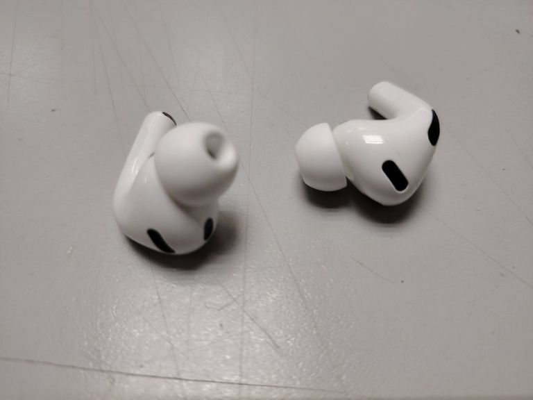 Купити AirPods Pro 3 Б/У