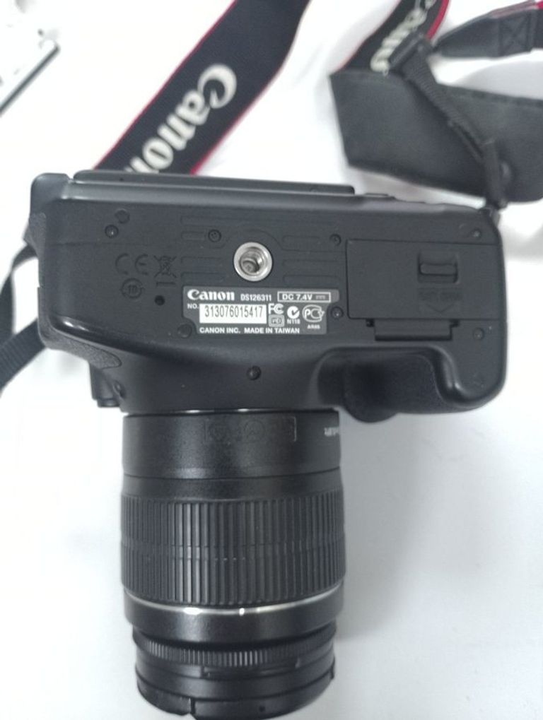 Дешево Canon eos 600d + ef-s 18-55mm 1:3.5-5.6 is ii з ломбарду