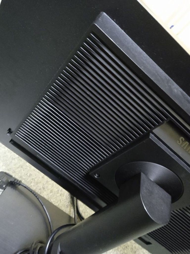 Оголошення Samsung s24e650pl ls24e65uplx/ci Б/У