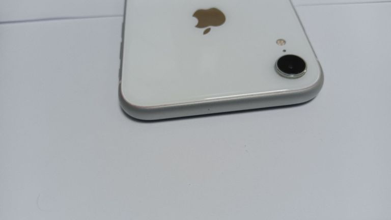 Apple iphone xr 64gb Код:01-200915618. Зображення 8