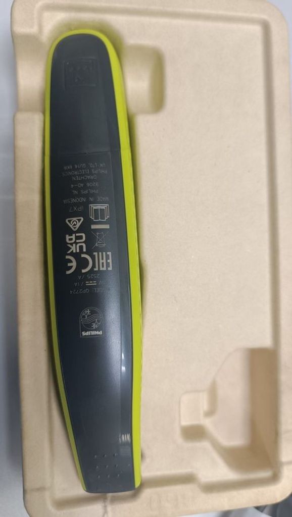 Дешиво Philips OneBlade 360 QP2724/23 с ломбарда