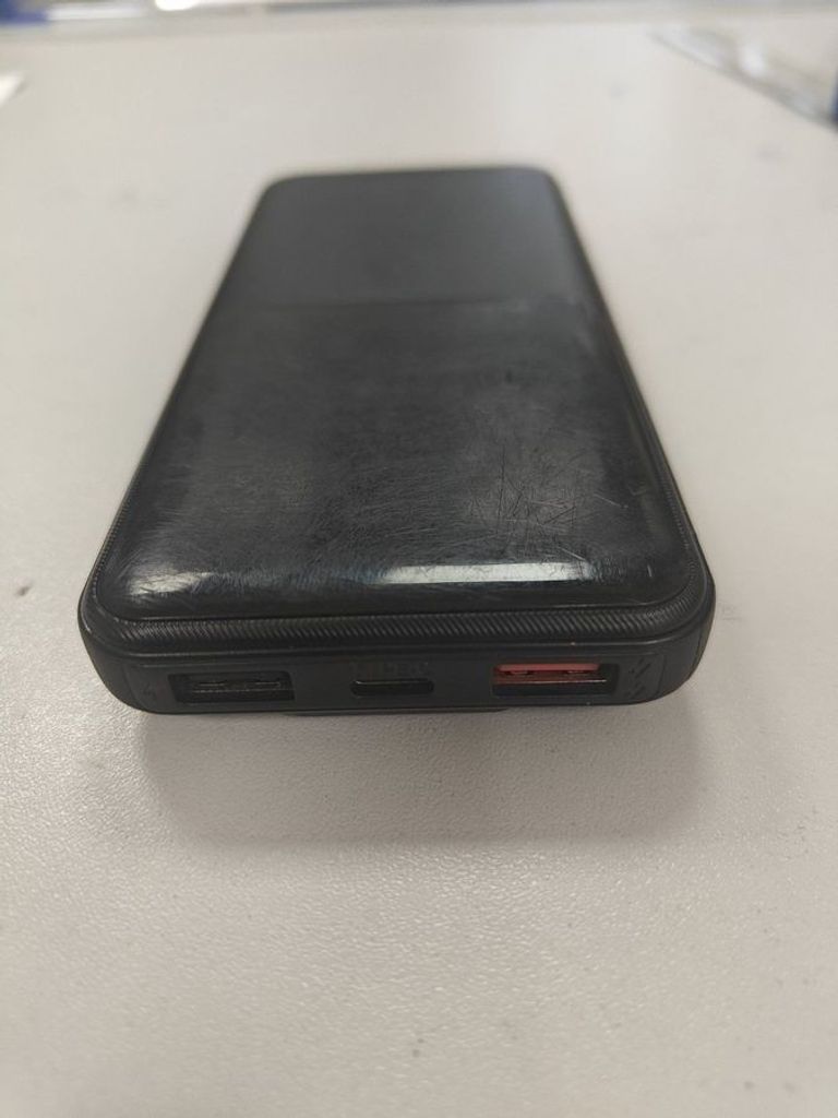 Дешиво Klgo kp-44 10000mah с ломбарда
